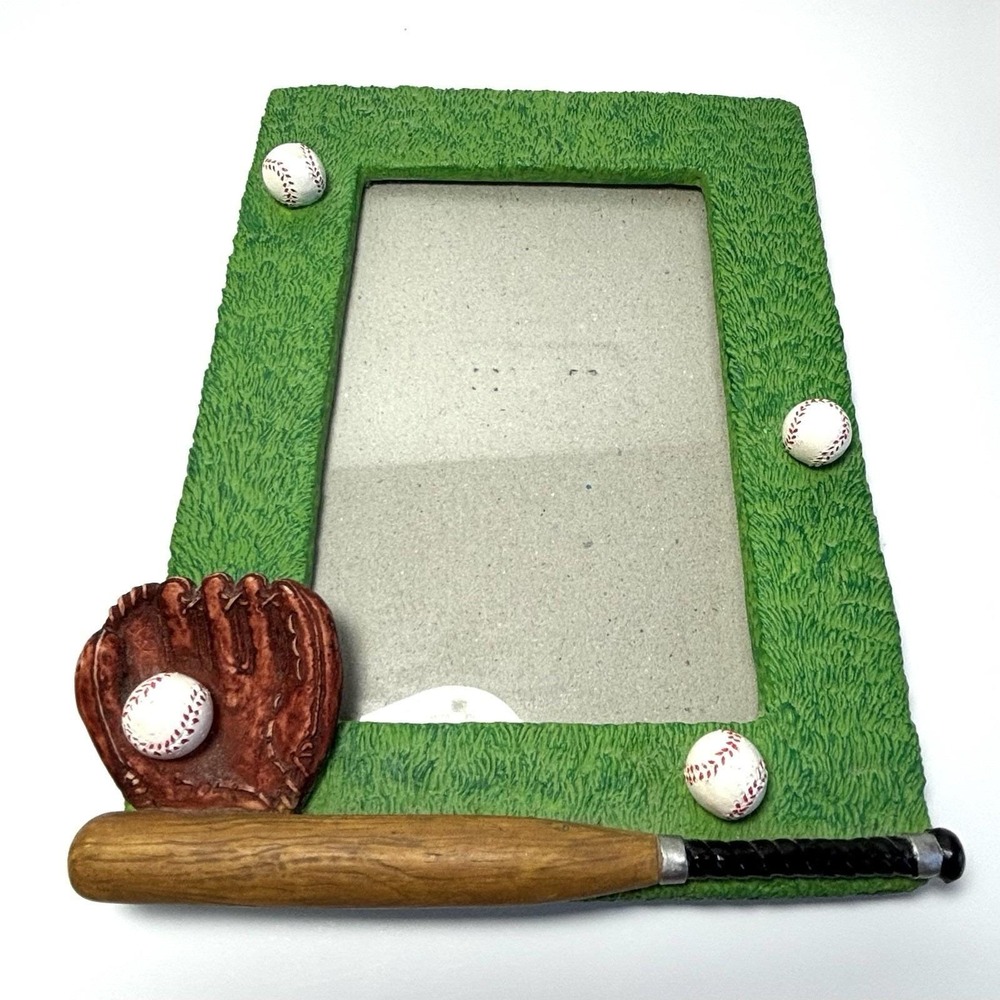 Vintage Baseball Themed Picture Frame Green Grass Bat Glove Balls 4 X 6 Photo ￼